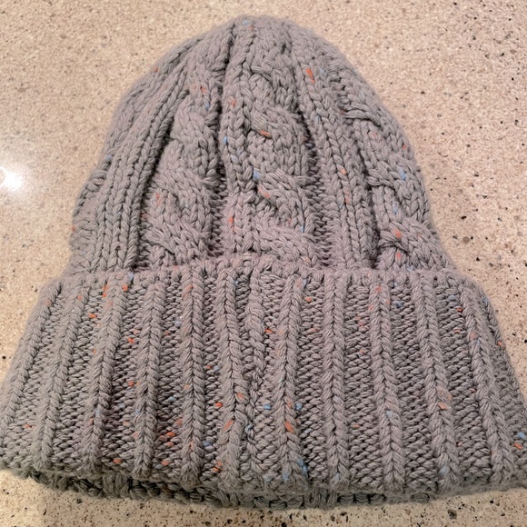 Eddie Bauer winter hat - Picture 3 of 3